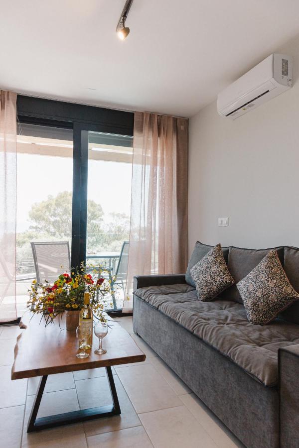 Ariti Luxury Apartment, Nikiana Extérieur photo